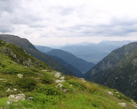 16 La chaîne des Aravis au fond