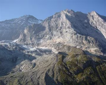 16 A gauche la Grande Casse, à droite Glacier de l’Epena