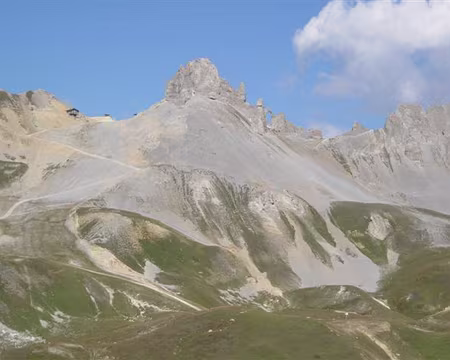 29 Avec un détour par l’Aiguille Percée, là-haut !
