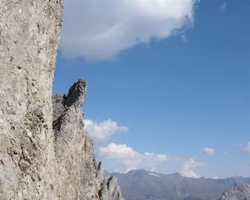 33 ET c’est comment de l’autre côté ? Y’a rien sur la carte…