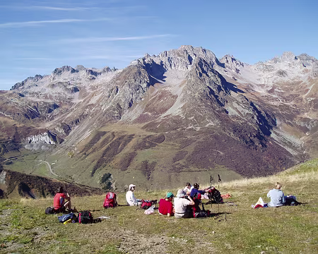 05 Pique-nique en face la crête de la Lauzière.