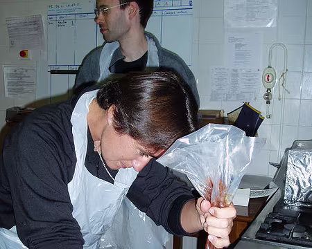 27 Chacun sa ligne de crottes.