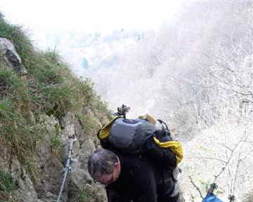 18 Chouette il y a même des touffes d'herbes pour s'accrocher