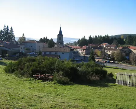 08 Le village de Tarentaise (Loire)