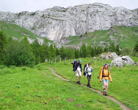 12 Arrivée au lieu de camp, le samedi soir.