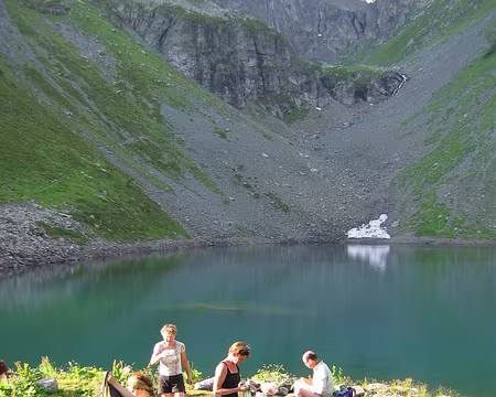 17 Camp au lac de Crop