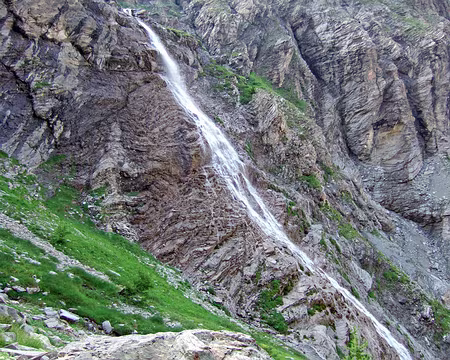 029 Une belle douche!