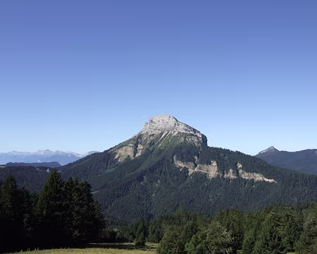 RV20 Chamechaude vu du pied du Roc d'Arguille