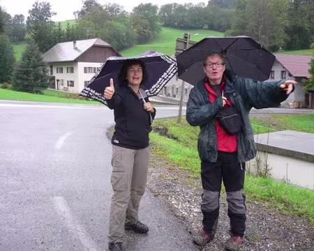 44 Alors, on va rentrer en stop!