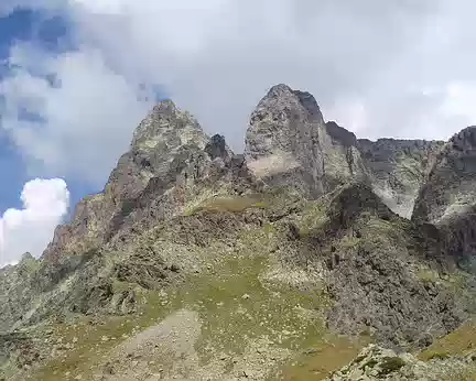 28b Pic du Midi d'Ossau sous le col Peyreget