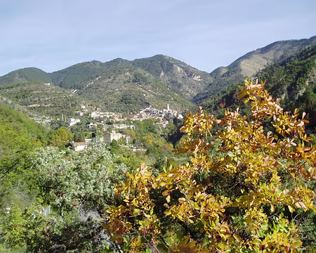 alpesmaritimes 070 Lucéram et ses 7 chapelles ...