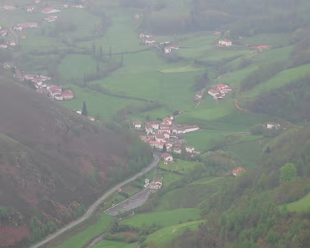 0013 Aldudes dans la brume