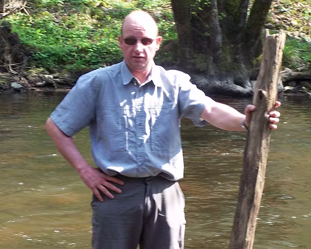 photo 042 un cousin au milieu de la cure