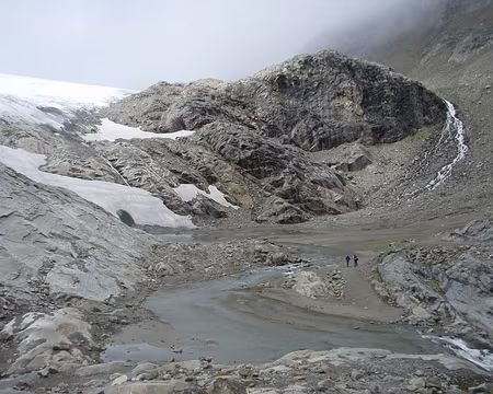 36 Au bord des glaciers