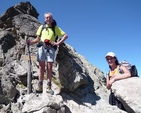 Oisans 020 Ouf ! Enfin au col des Grangettes (2684 m)