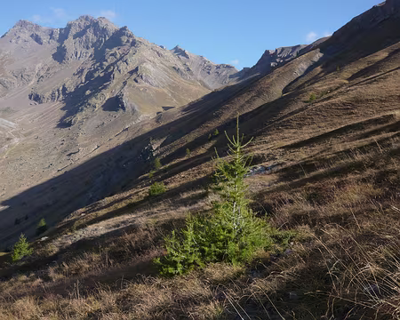 Oisans 067 Vue vers le col de L'Eychauda.