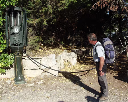 43 00DB0102 curieuse rencontre