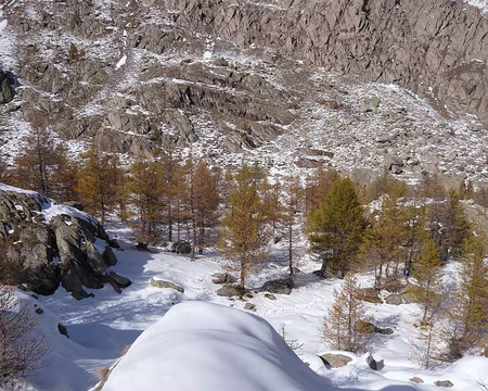 Mercantour 056 Pique-nique en remontant la vallée des Merveilles.