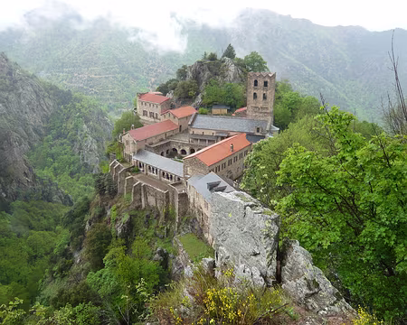 050 Et pour certains : St-Martin-du-Canigou.