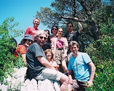 12Dentduserret2 En voilà quatre tout neufs qui se présentent !