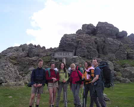 P1010226 La photo de groupe au sommet de l'okabé (1456m)