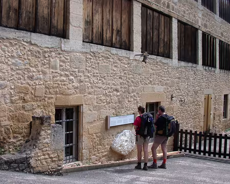 008 Lecture attentive au moulin de Couze-et-St-Front