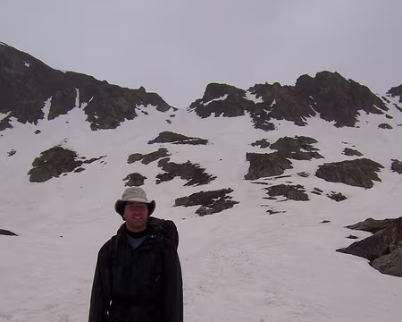 037 En descendant du Pas des Ladres, bien enneigé.