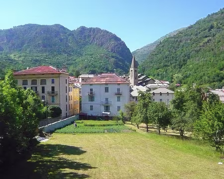 037 9_07 09 St Etienne de Tinee 02 St Etienne, gite le Corborant (délicieuses lasagnes)