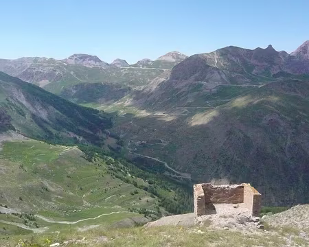 052 10_07 15 col de la Bonnette la route du col de la Bonnette