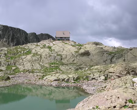 104 12_07 82 Tinee 164 le refuge de Rabuons, bon accueil, bonne cuisine