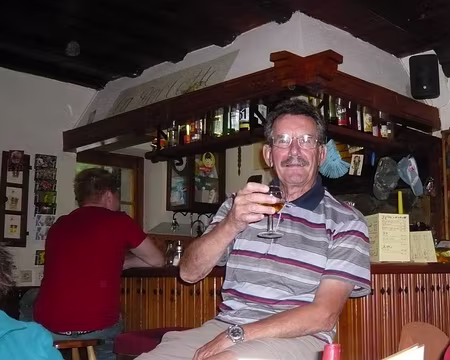 Pays Valaisans 005 Premier soir : on fête les vacances !