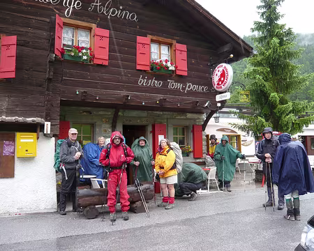 Pays Valaisans 028 Le beau temps n'est pas au rendez-vous à Zinal.