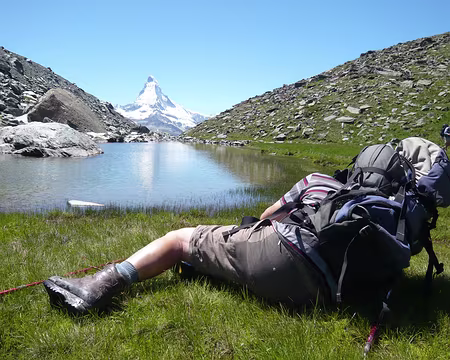 Pays Valaisans 154 Comme çà, z'aurais la photo avec le reflet dans le lac.