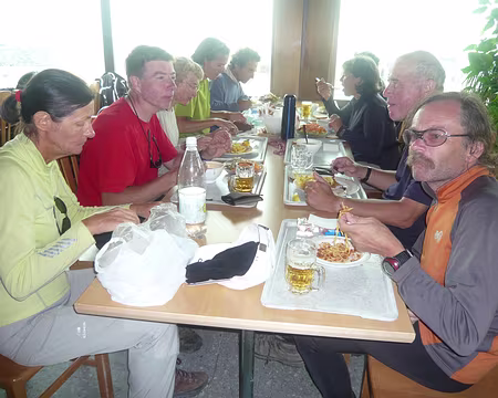 Pays Valaisans 267 On mange même au self service (Trockener Steg)