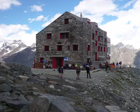 Pays Valaisans 362 Britania Hutte.