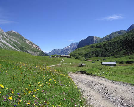 056 à fond vers Pralognan