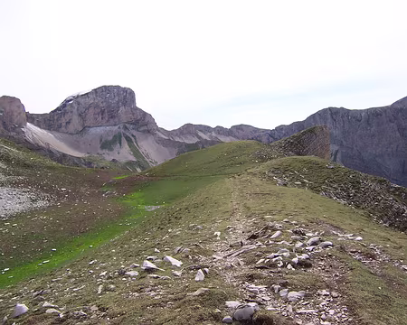 016 Sous la Tête du Lauzon, vue sur le Rocher Rond.