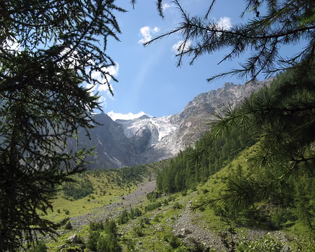 0054 Depuis le lac de la Douche