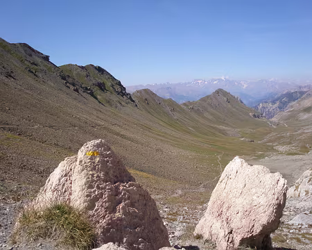 24 Le Vallon de Laugier vu du Col de Serenne