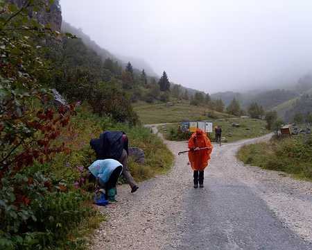 S1032970 Samedi, Pont de la Pêche, il pleut...