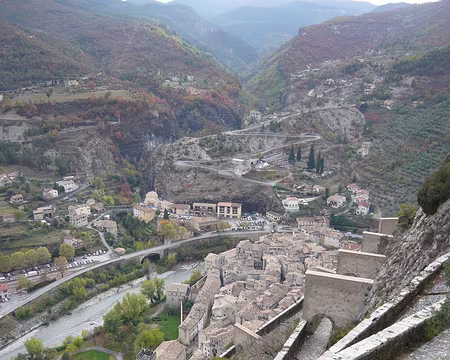 AlpesProvencales 329 Pour les plus courageux montée à la Citadelle.