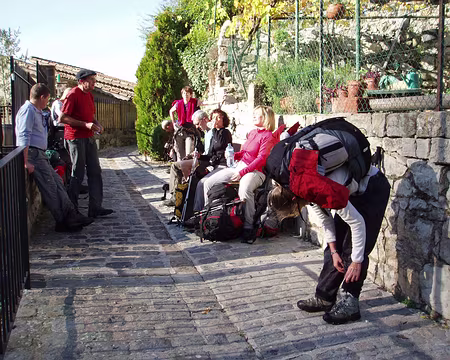 060 Pause douceur à l’entrée de Luceram