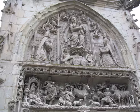 IMG_0122 tympan chapelle Saint-Hubert