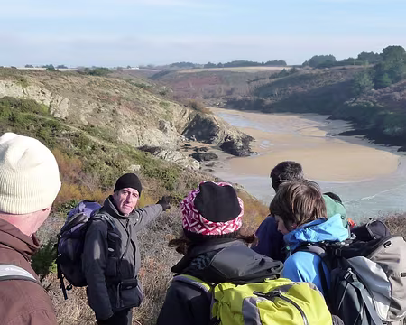 060 Les conditions sont agréables ; sur cette plage, on s’attardera…