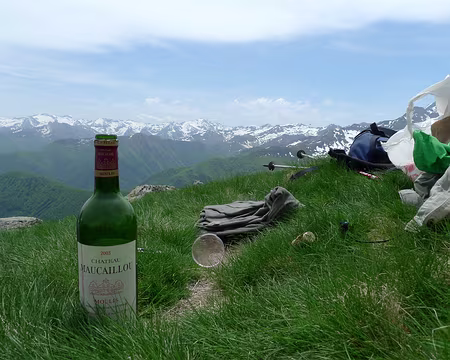 08 ... et de boire encore un coup (sacré Jacques !).