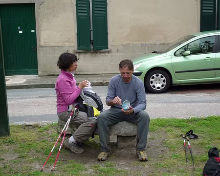 102 On sait se faire plaisir au caf …. émincé de thon sur son lit de petits légumes frais … !