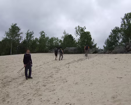 13 « Bon allez, ça traine là, c’est pas une ballade dominicale les enfants … »