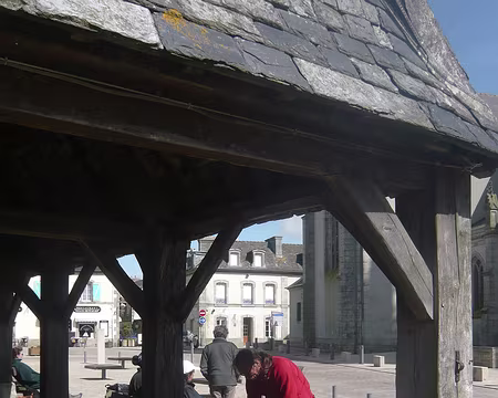 PXL088 derniers moments avant le taxi, halle de Plouescat