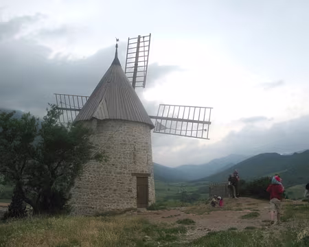 125 le moulin de Cucugnan