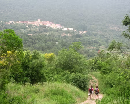 Duilhac sous Peyrepertuse arrivée sur Duilhac